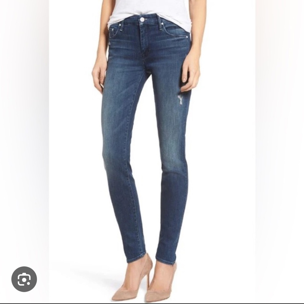 MOTHER The Looker Skinny Ankle Jeans in Dark Graffiti